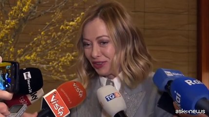 Meloni: da Kishida un vocabolario di Hello Kitty per mia figlia