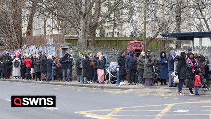 Massive queue outside new dental practice in the hope of getting NHS dental care