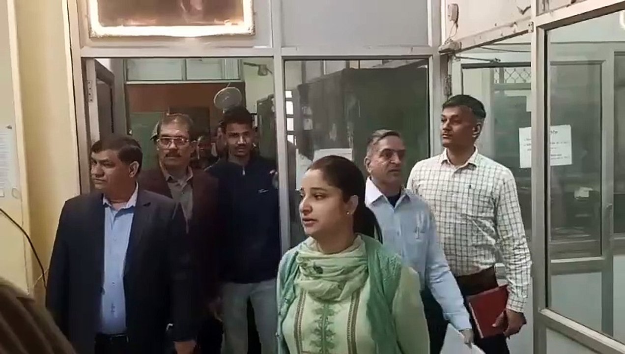 पुराना रिकॉर्ड हटाओ, गंदी दीवारों को भी करो साफ