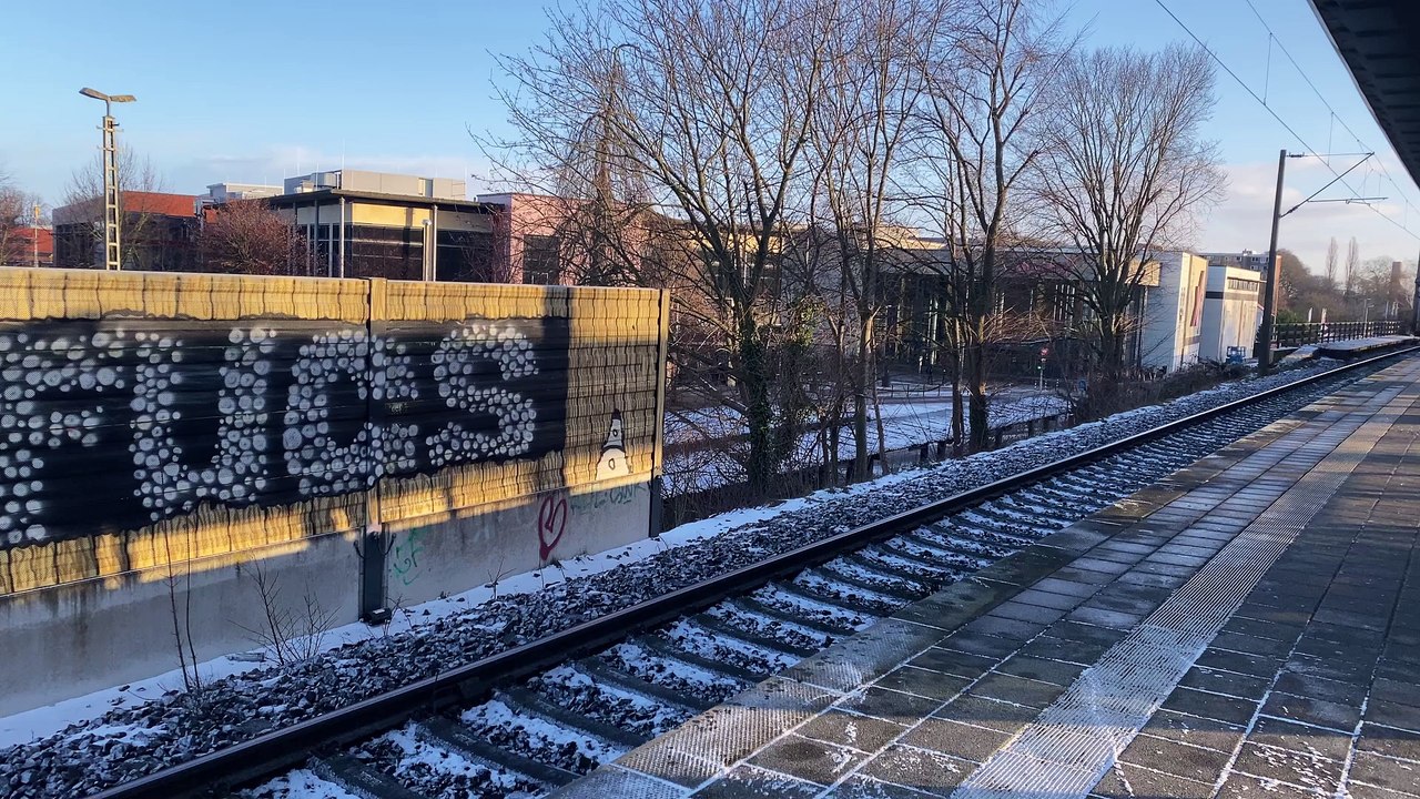 Train passing in Delmenhorst