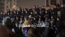 Hatay'da deprem felaketinin yıldönümünde 'Ayrılık' isimli şarkı hep bir ağızdan seslendirildi