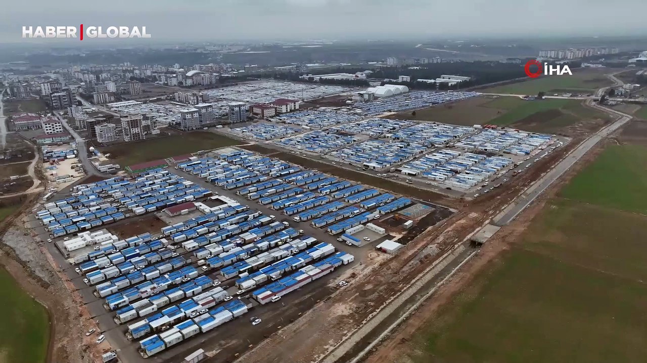 1 yılın ardından Adıyaman'da konteyner kent, havadan böyle görüntülendi
