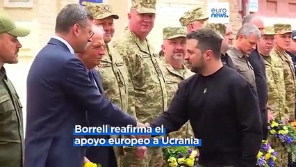 El presidente de Ucrania confirma que sopesa destituir al popular general Zaluzhnyi