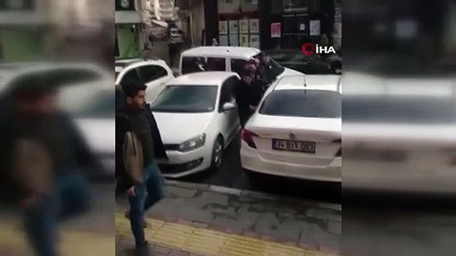 Kendilerini polis ve savcı olarak tanıtıp binlerce lira dolandırdılar