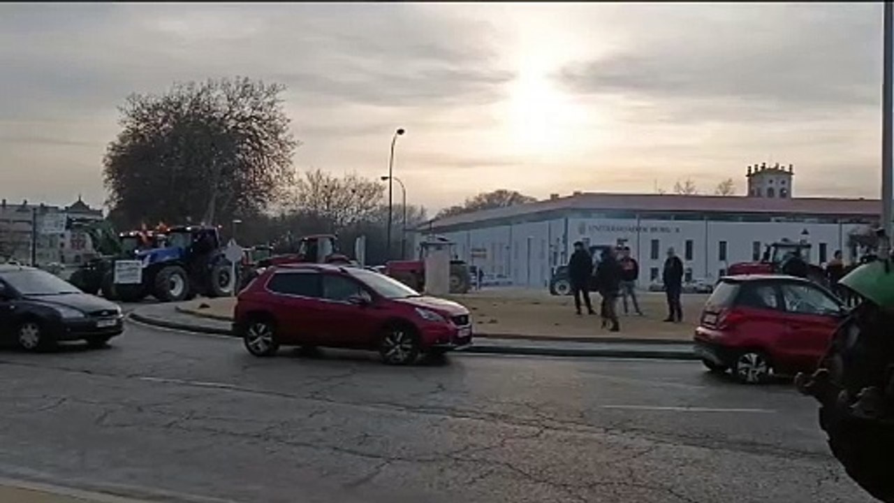 Llega a Burgos la tractorada de los agricultores