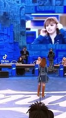 Annalisa Scarrone ad Amici
