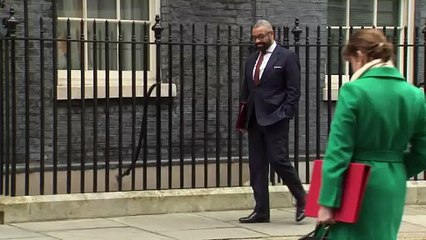 Ministers arrive as new Tory group is formed