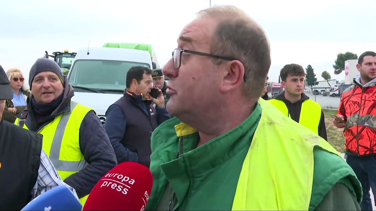 Agricultores critican que el acuerdo con la Guardia Civil para la protesta "se ha incumplido"