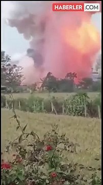 Hindistan'da havai fişek fabrikasında patlama: Çok sayıda can kaybı var