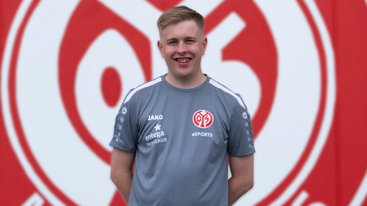 "völliger quatsch": esport-coach widerspricht weltmeister 'moauba'