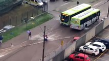 Mulher é arrastada para debaixo de ônibus após chuvas em Ceilândia