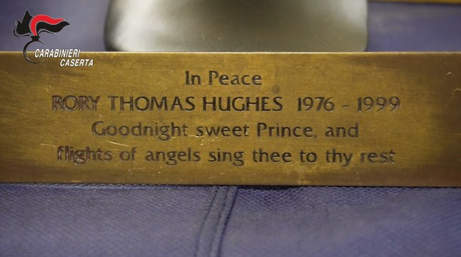 Rubò piastrella nella Reggia di Caserta, durante perquisizione spunta anche targa del British Museum di Londra (05.02.24)