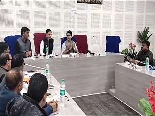 ब्लॉक स्तरीय अधिकारियों की जिला कलक्टर ने ली बैठक-video