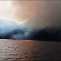 El lago Nahuel Huapi se prende fuego y las autoridades apuntan a que el incendio fue intencional