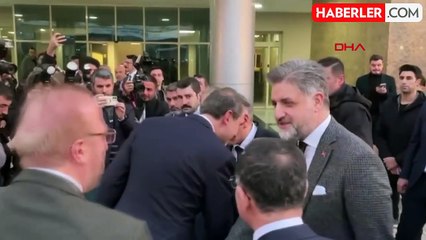 Bakan Bayraktar Şanlıurfa'da depremzede aileleri ziyaret etti