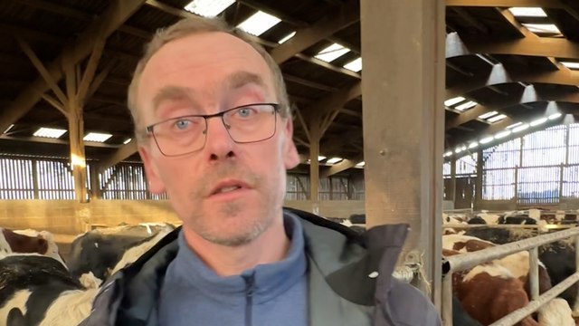 « La rage et la haine » : la dure réalité de Fabien, producteur de lait aux abois