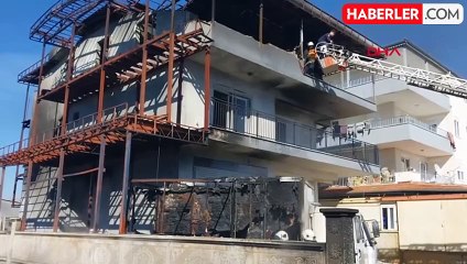 Manavgat'ta Kaynak Yapılırken Çıkan Yangında Bina ve Kamyonet Zarar Gördü
