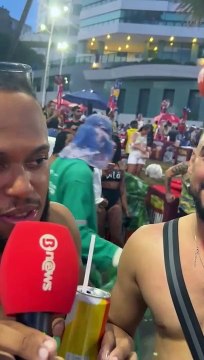 Foliões de todo o Brasil curtem Pipoco de Leo Santana em Salvador: “Melhor Carnaval do Mundo”; assista