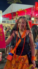 Vendedora ambulante aproveita pré-carnaval para vender 'x*biu picante'