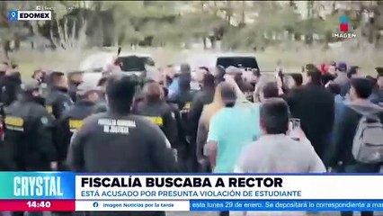 Estudiantes encaran a agentes de la fiscalía