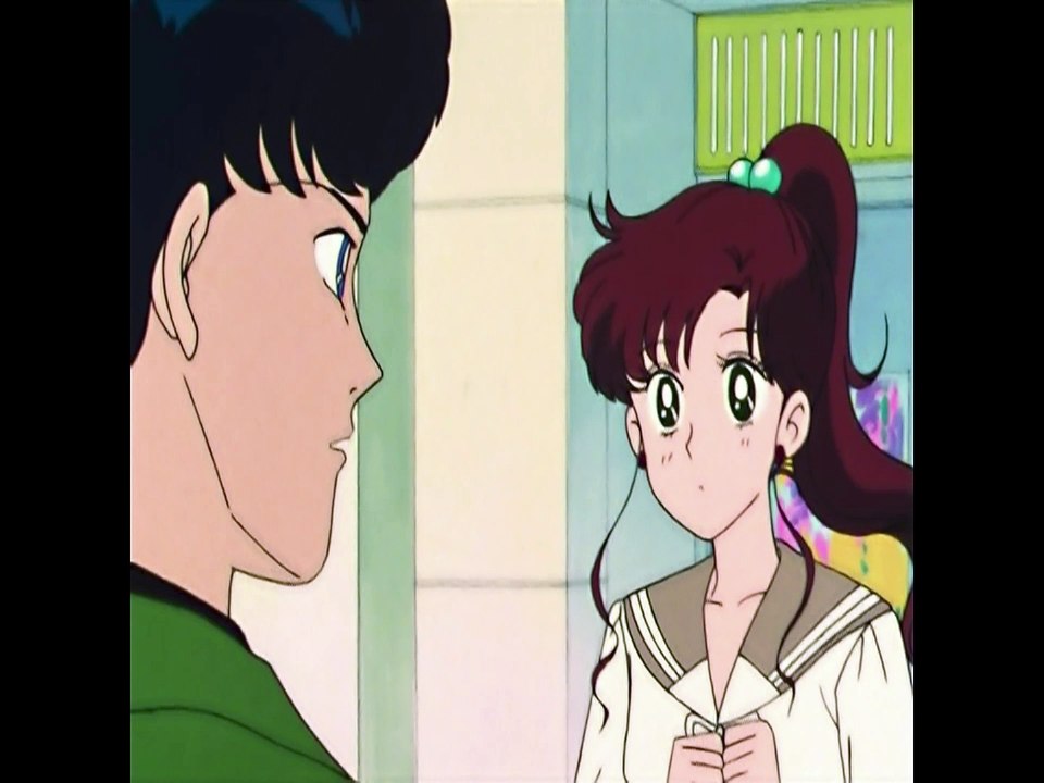 Makoto chokes Mamoru