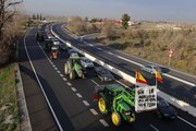 Los agricultores mantienen sus protestas en las carreteras de España
