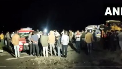 गुजरात के जामनगर में दो साल का बच्चा बोरवेल में गिरा, रेस्क्यू ऑपरेशन जारी