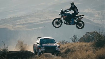 VÍDEO: Estos pilotos se la juegan en un cañón aterrador en Turquía