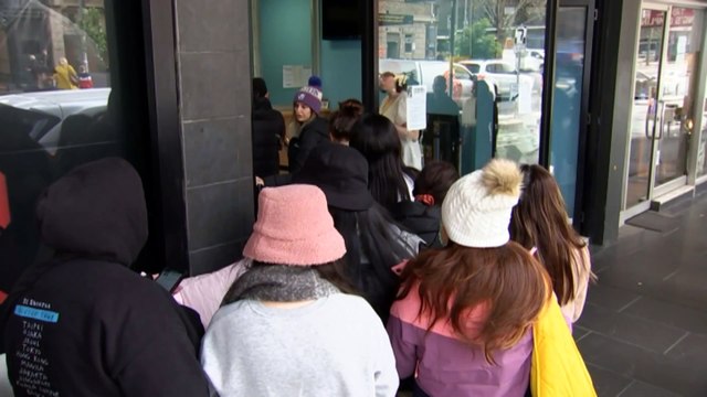 Ticket scammers target fans ahead of sold out concerts