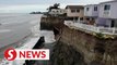 Cliffside collapse forces evacuation of seaside apartments in Isla Vista