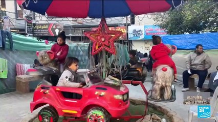 À Rafah, les enfants tentent de survivre au milieu des bombardements