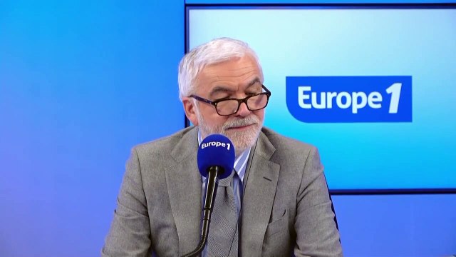 Pascal Praud et vous - Hommage national aux Invalides : les députés LFI «ont été hués par toute la foule» rassemblée devant l'écran géant