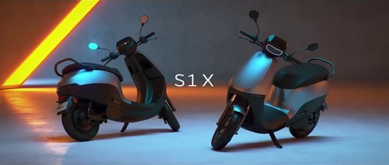 Скачать видео: Ola Electric Launches, New Ola S1 X E-Scooter 2024, with Bigger Battery and Longer Range.