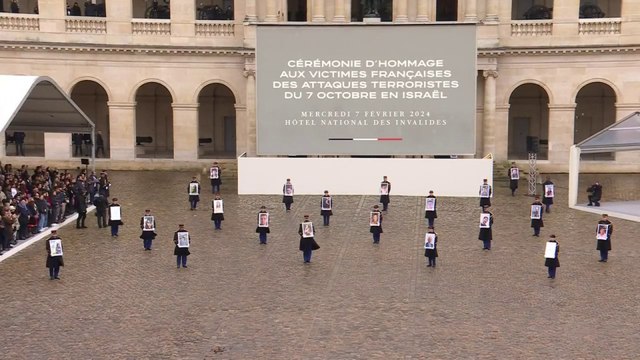 Hommage aux victimes du Hamas : les portraits sont dévoilés dans la Cour des Invalides