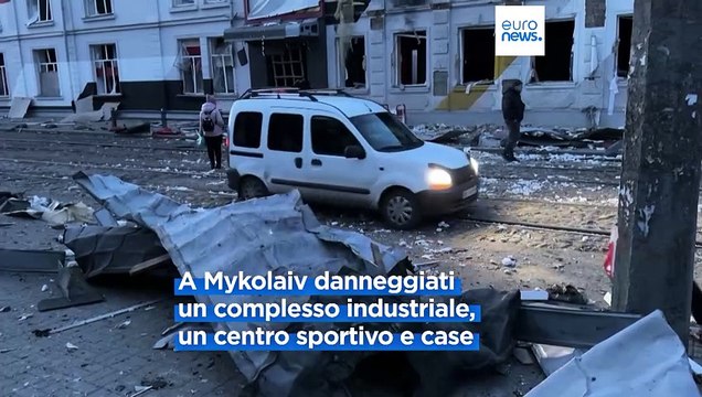 Ucraina, attacco con droni russi nella notte: uccisa una donna nel Donetsk