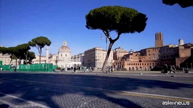 Roma, al foro di Traiano ricostruita una parte della basilica Ulpia