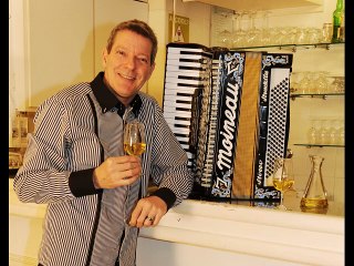 Moineau et son orchestre : J'ai ma combine.