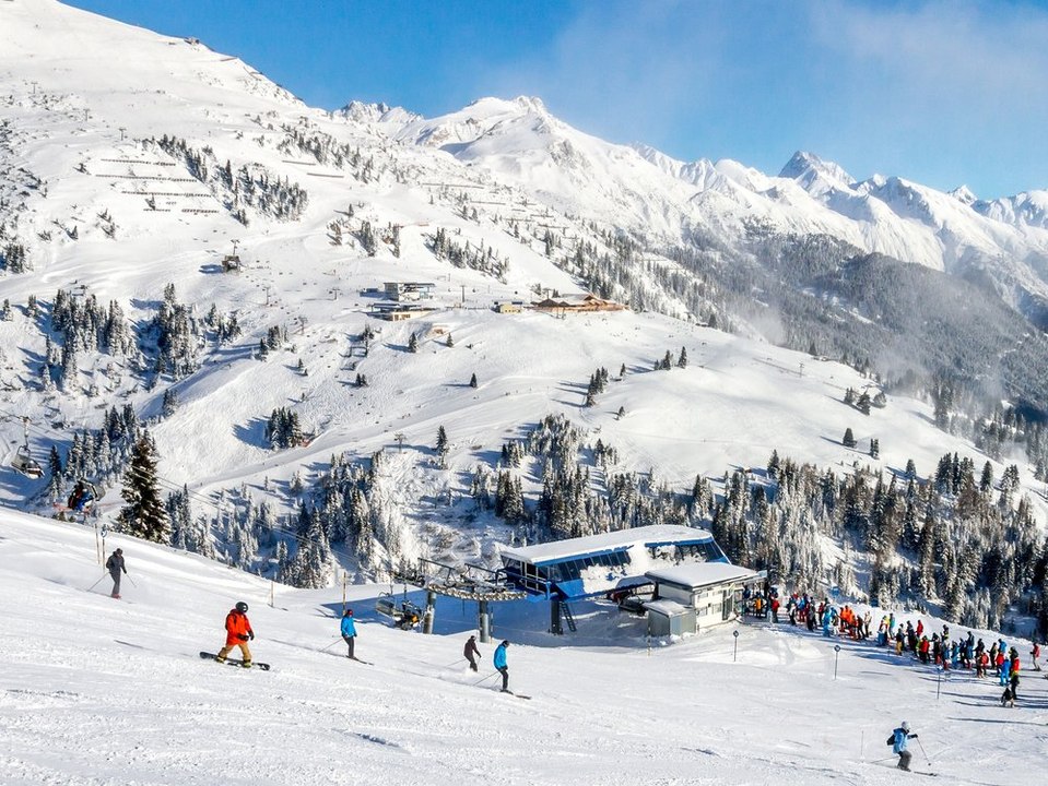 Streit im Skigebiet: Nasenspitze von Briten abgebissen