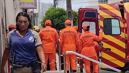Resgate de homem que estava há 18 horas em torre de igreja em Arapiraca