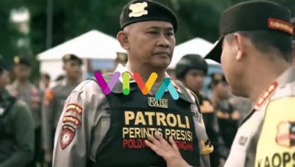 Komjen Fadil Cubit Gemas Pipi Anak Buah: Jangan Galak-galak