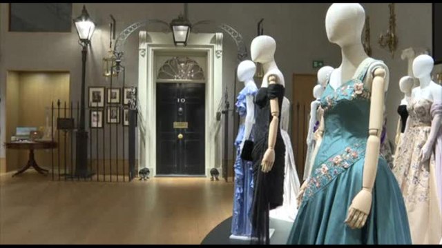 Wonderful: all'asta i costumi e gli accessori della serie The Crown