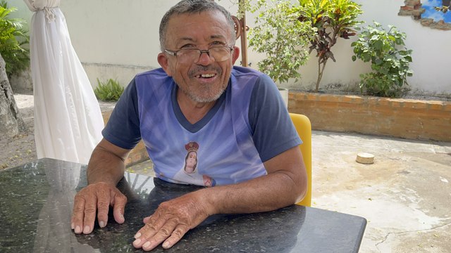 POETA DE ITAMBÉ QUER ARRUMAR UM MUIHER PRA CASAR