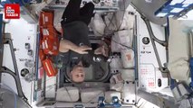 Türk astronot Gezeravcı, Newton'un hareket yasalarının uzayda nasıl işlediğini test etti