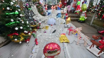 TOMMY -RAE SEES CHRISTMAS APPEAR IN WEDNESBURY.