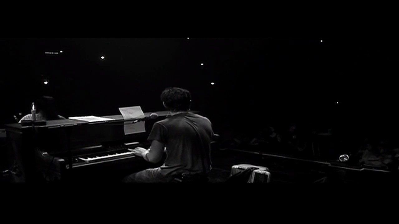 RAPHAEL — “Ceci n'est pas un adieu” ● RAPHAEL LIVE - RÉSISTANCE À LA NUIT | ZÉNITH DE PARIS LE 20 JUIN 2006 | (DVD1)