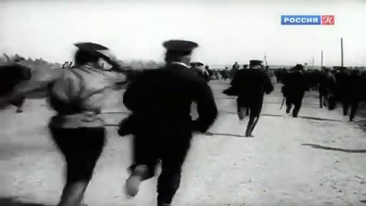 Christophe Dieny & ? Plassan's Fatal Crash @ Volkhonskoe Road 1914 (Aftermath)