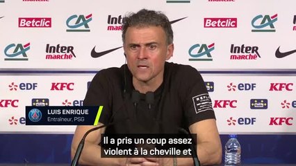 PSG - Luis Enrique : “Kylian a pris un coup à la cheville”