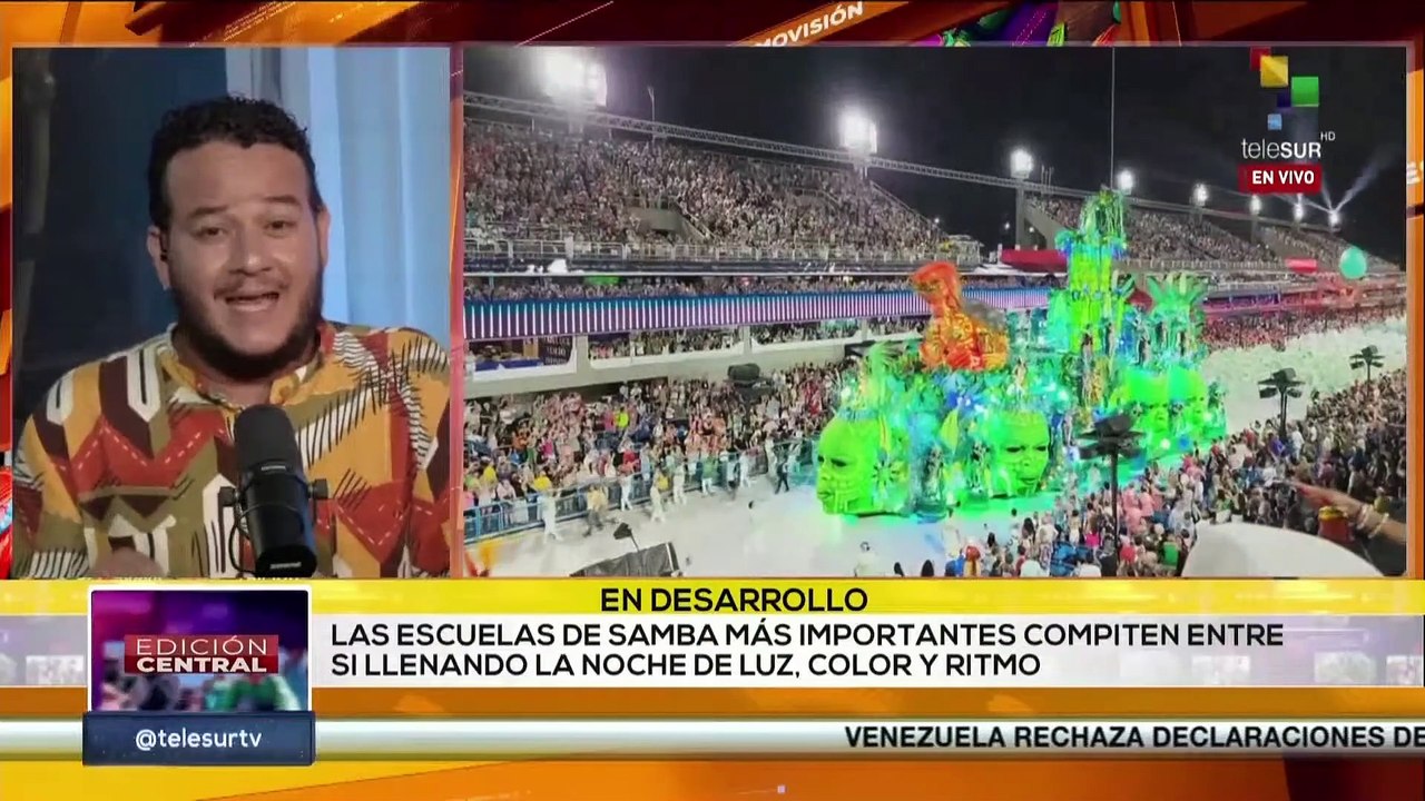 El Carnaval de Salvador en Brasil se desarrolla en las calles en el estado de Bahía.