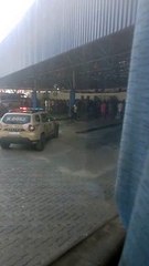 Homem morre e outro fica ferido após tiroteio em rodoviária da Região Metropolitana de Salvador