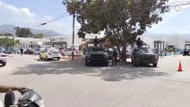 Decenas de militares y elementos de Guardia Nacional resguardan Hospital Regional de Puerto Vallarta